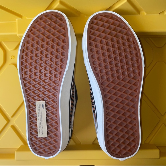 VANS Animal Stripes Style 36 Decon SF  NEW Tiger Skate Sneaker Shoes - Picture 6 of 6